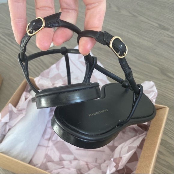 Anthropologie - T-Strap Sandals - Black - Size 7 (38) Fits 7/7.5 - 2024 - NWT - Picture 10 of 15